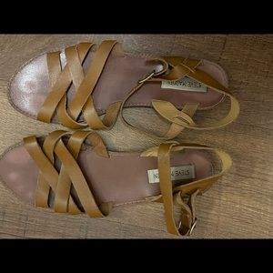 Steve Madden Size 10 Leather Sandals